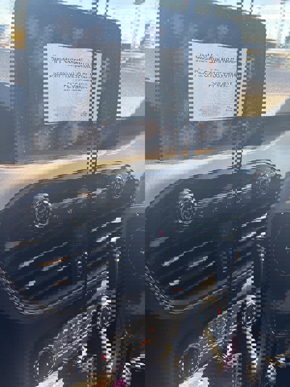 Certified 2022 Ford Escape SE w/ SE Sport Appearance Package image 9