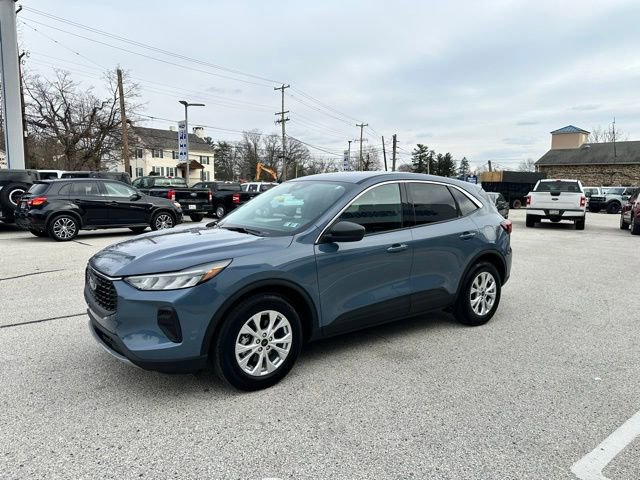 Certified 2024 Ford Escape Active w/ Cold Weather Package image 2