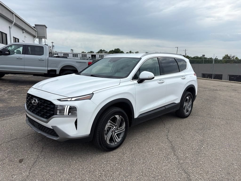 Used 2023 Hyundai Santa Fe SEL AWD/4WD image 3