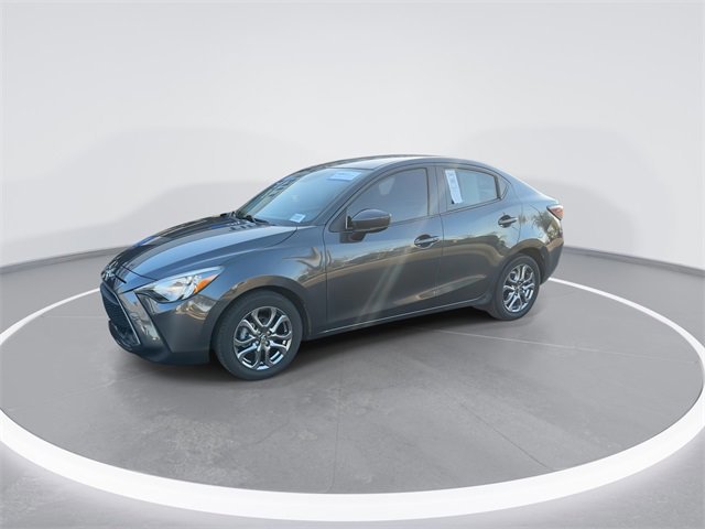 Used 2020 Toyota Yaris LE image 2