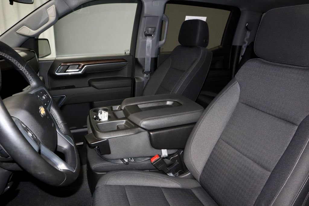 Used 2023 Chevrolet Silverado 1500 LT AWD/4WD image 24