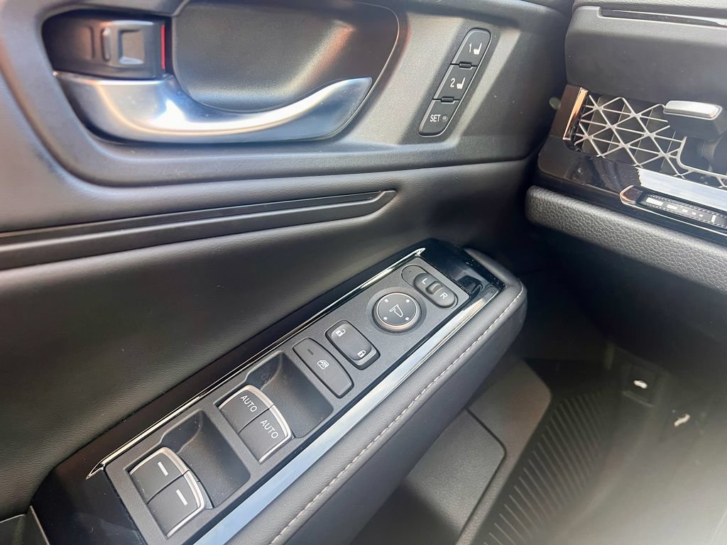 Used 2023 Honda Accord Touring image 26
