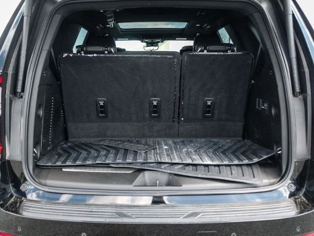 Used 2025 GMC Yukon AT4 Ultimate image 8