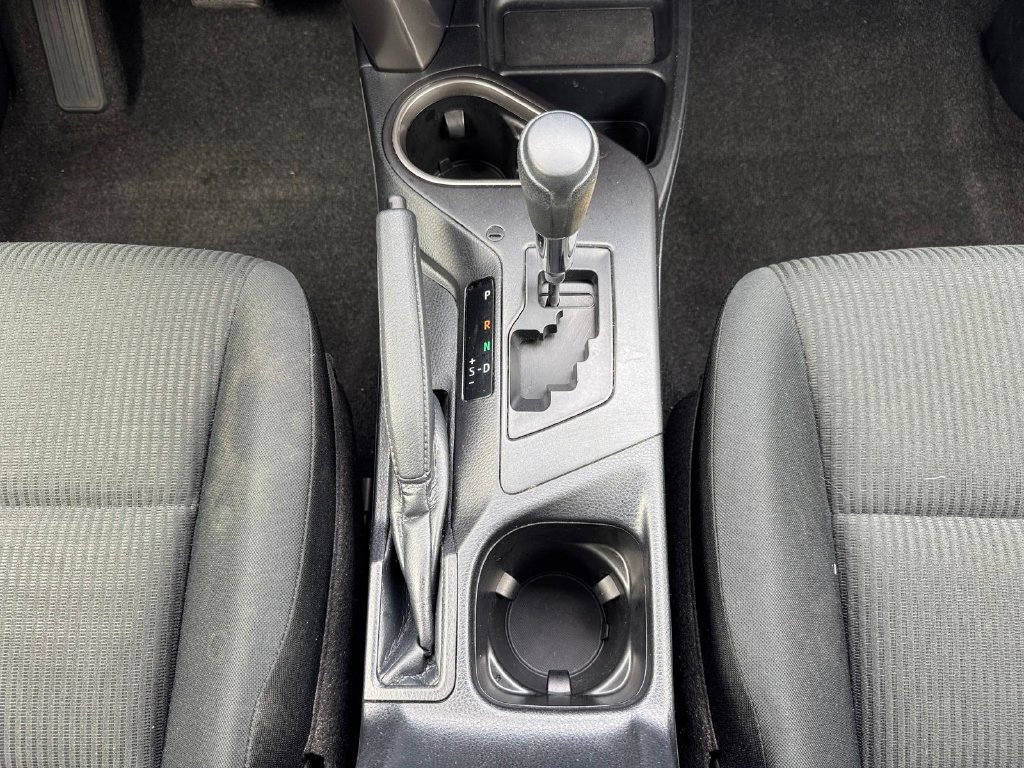 Used 2018 Toyota RAV4 LE w/ All Weather Liner Package FWD image 16