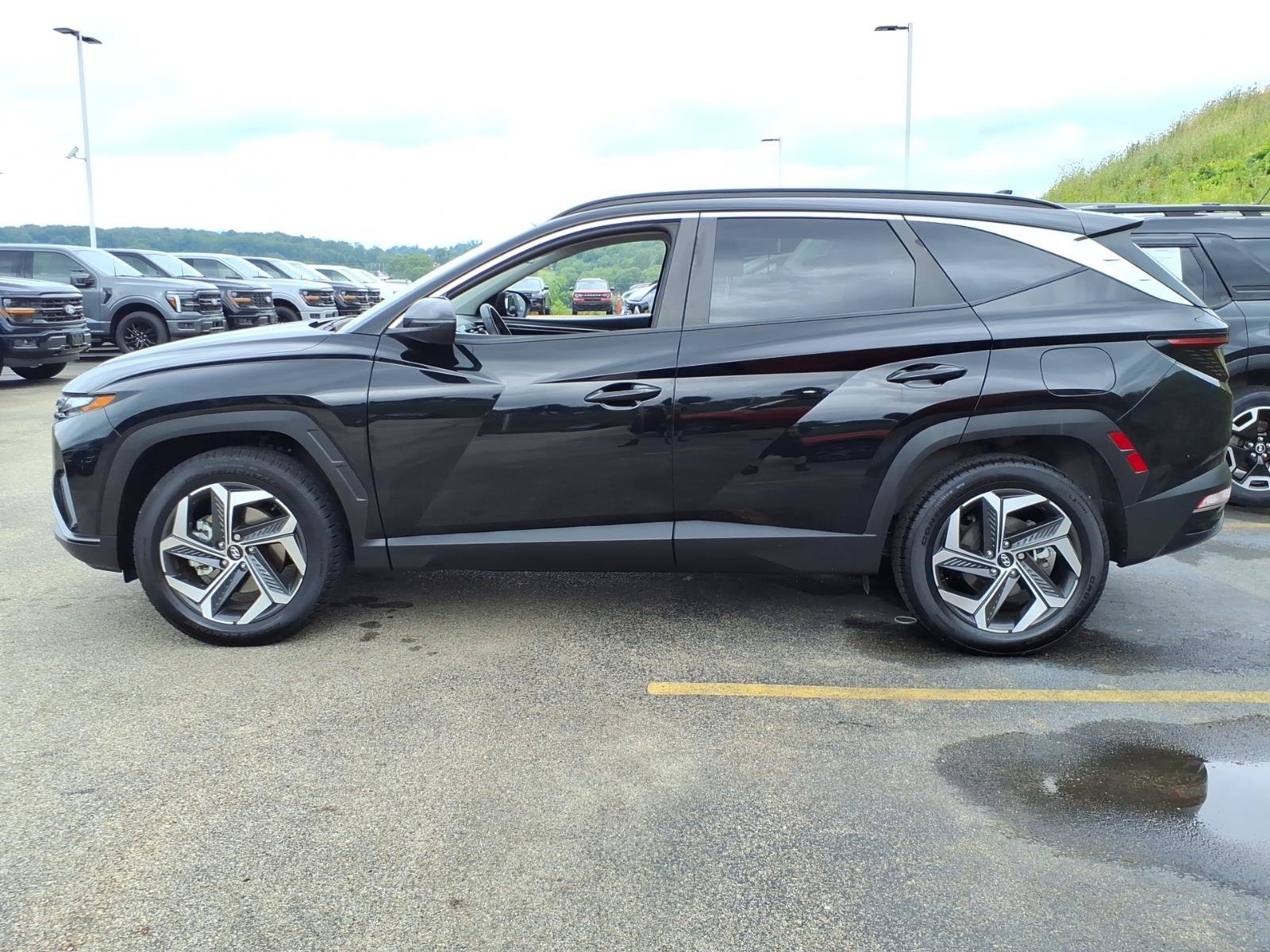 Used 2023 Hyundai Tucson SEL w/ Convenience Package AWD/4WD image 4