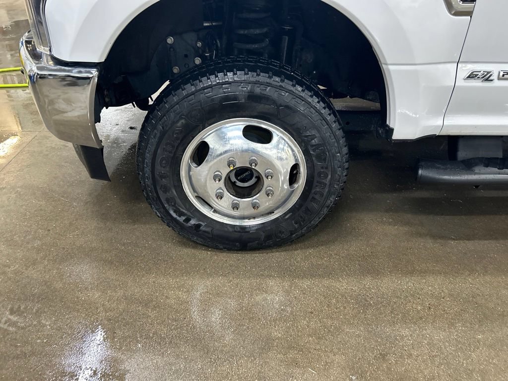 Certified 2019 Ford F350 XL w/ STX Appearance Package AWD/4WD image 27