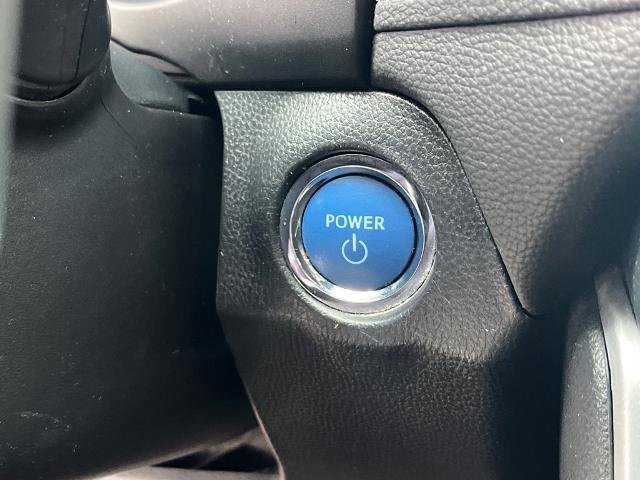 Used 2020 Toyota RAV4 XLE image 8