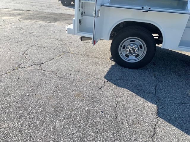Certified 2026 Ford F350 XL w/ XL Chrome Package AWD/4WD image 12