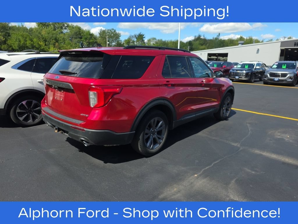 Certified 2023 Ford Explorer XLT w/ Equipment Group 202A AWD/4WD image 4