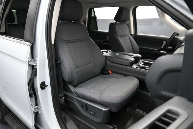Certified 2025 Ford Expedition Active RWD image 32
