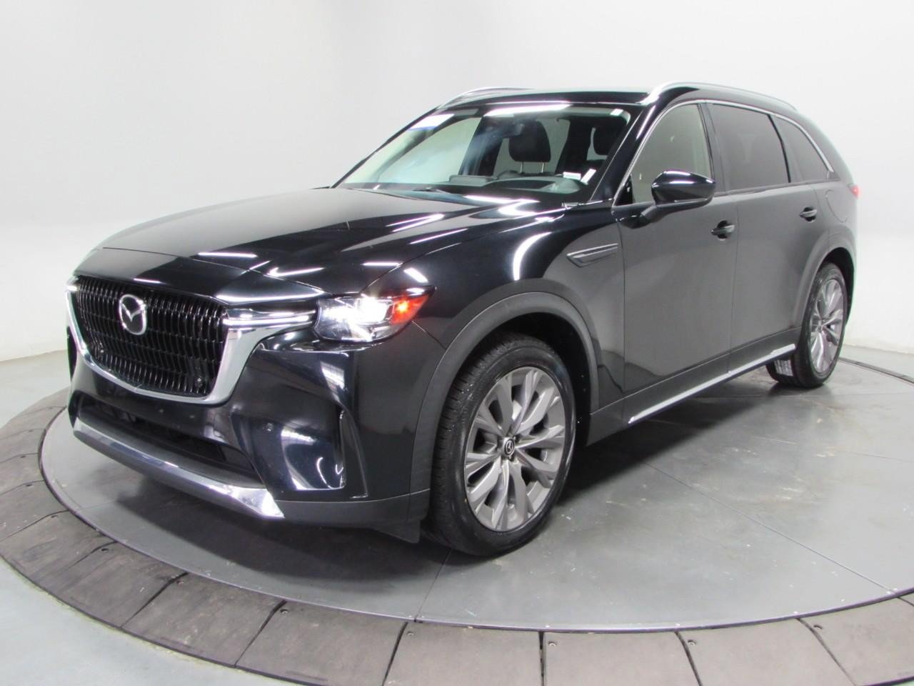 Used 2024 MAZDA CX-90 3.3 Turbo w/ Premium Package AWD/4WD image 3