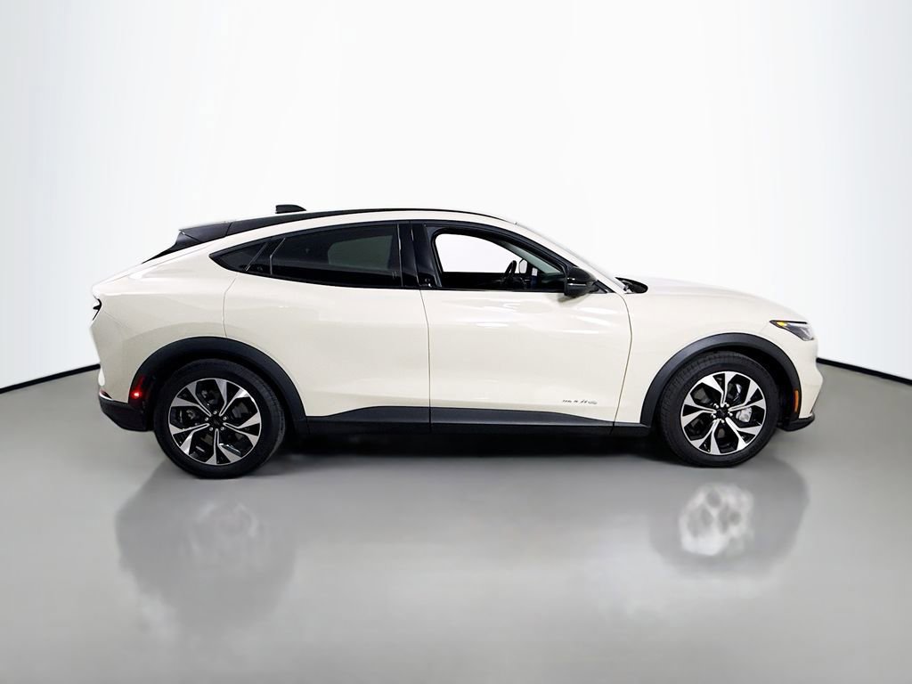 Certified 2025 Ford Mustang Mach-E Select w/ Comfort Package Lite image 6