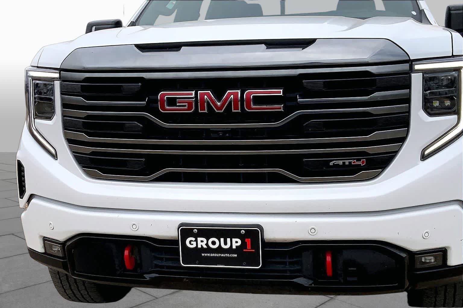 Used 2024 GMC Sierra 1500 AT4 w/ Technology Package AWD/4WD image 30