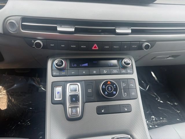 Used 2024 Hyundai Palisade SEL AWD/4WD image 16