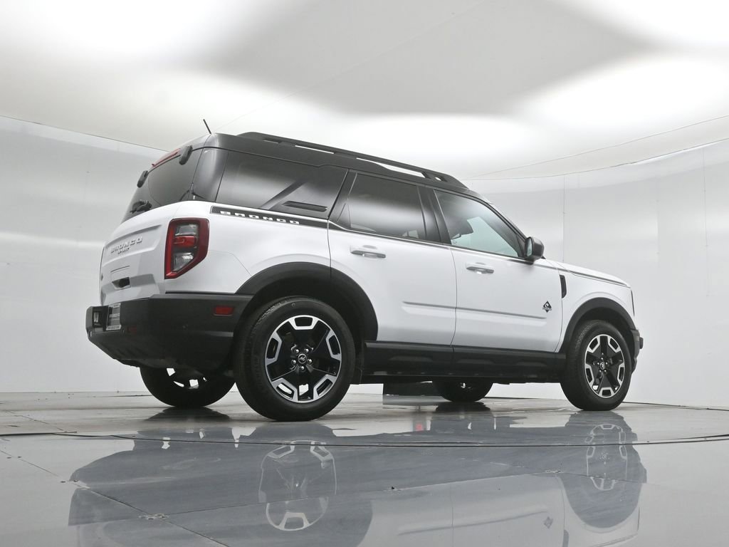 Certified 2024 Ford Bronco Sport Outer Banks w/ Topo Graphic Package AWD/4WD image 47
