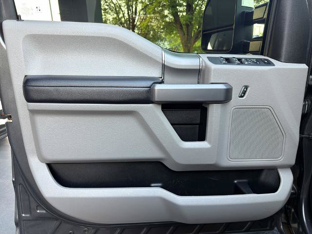 Certified 2020 Ford F250 XLT w/ Tremor Off-Road Package AWD/4WD image 21