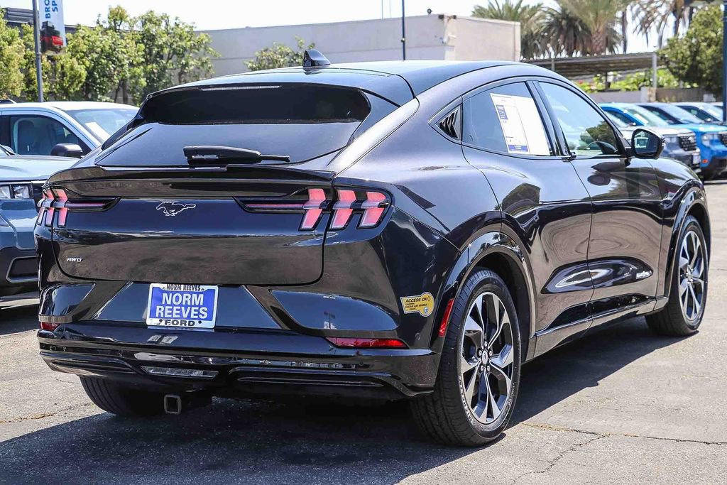 Certified 2022 Ford Mustang Mach-E Premium AWD/4WD image 7