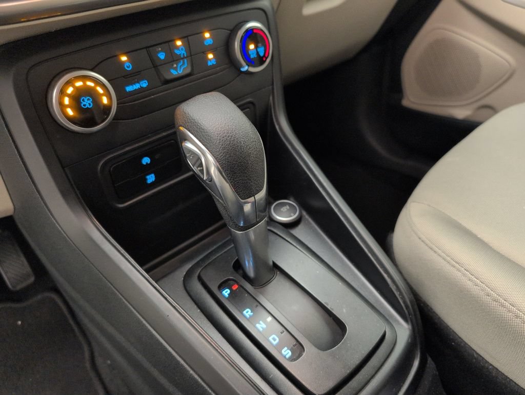 Certified 2021 Ford EcoSport S FWD image 28