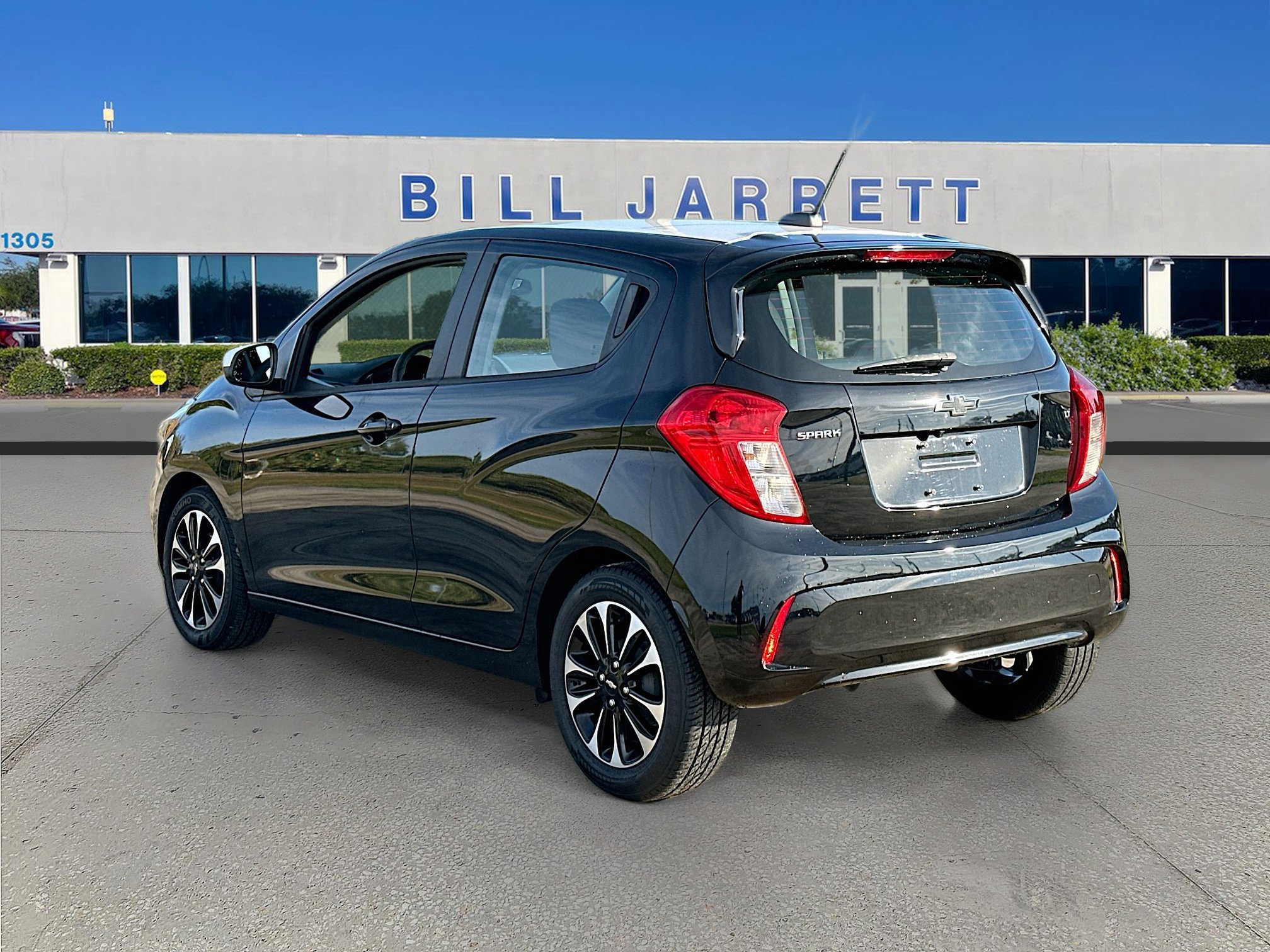 Used 2022 Chevrolet Spark LT w/ Spark Special Edition image 3