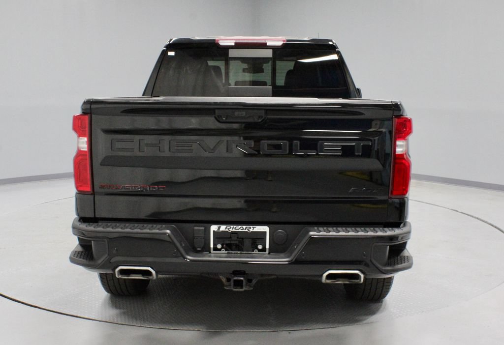 Used 2023 Chevrolet Silverado 1500 RST w/ Redline Edition AWD/4WD image 9