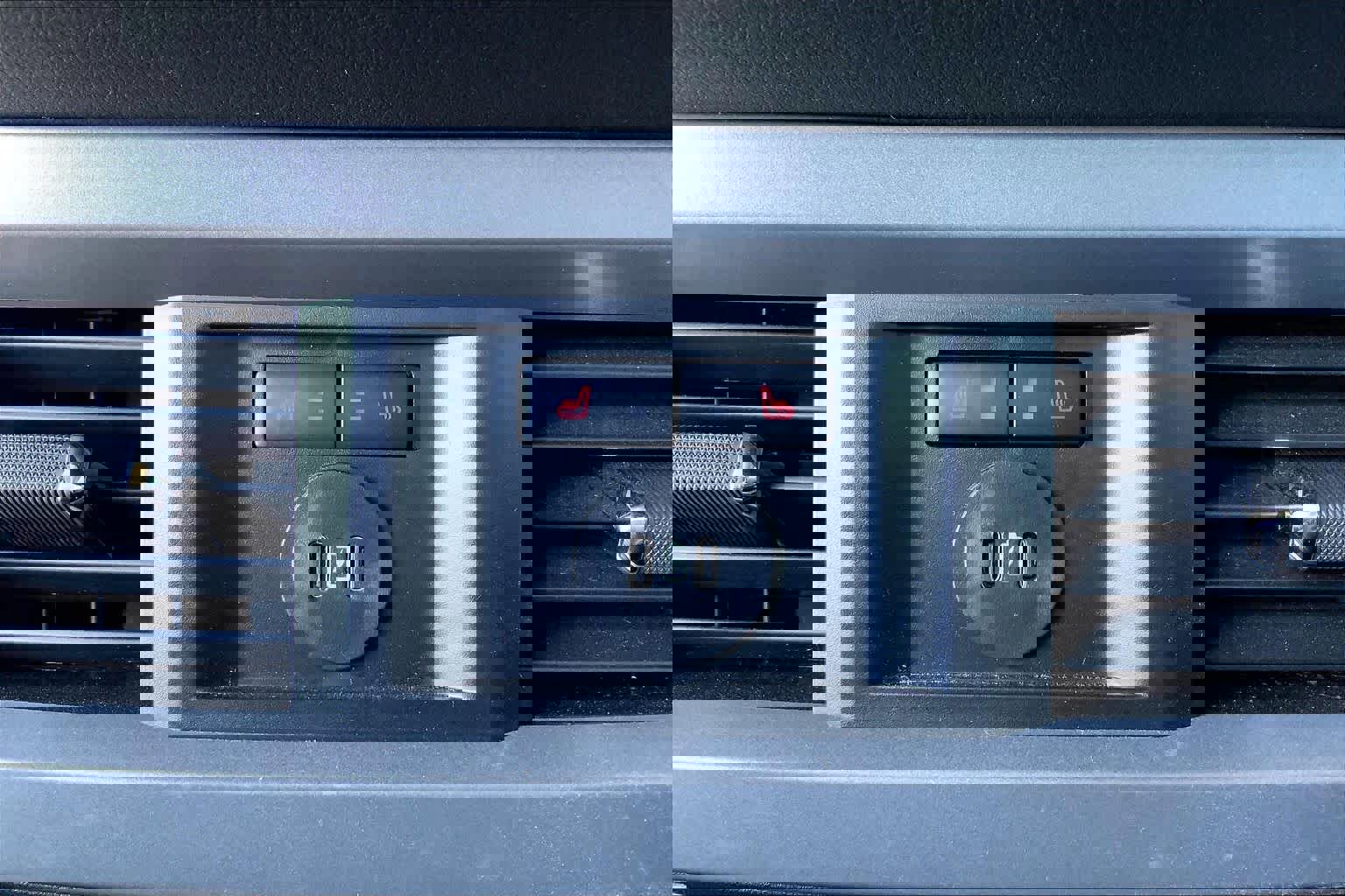 Certified 2025 Ford F450 Lariat w/ Chrome Package image 33