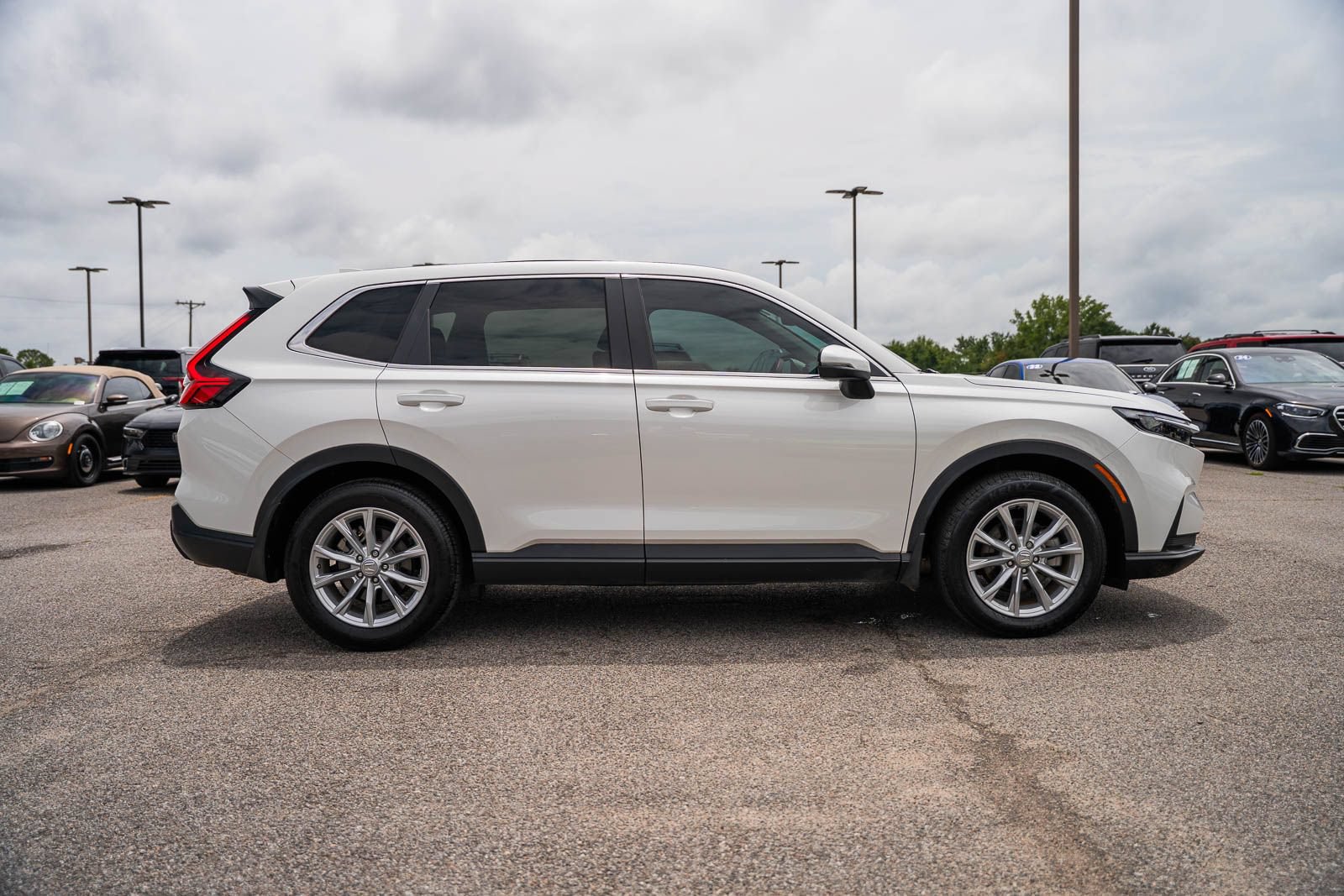 Used 2024 Honda CR-V EX image 8
