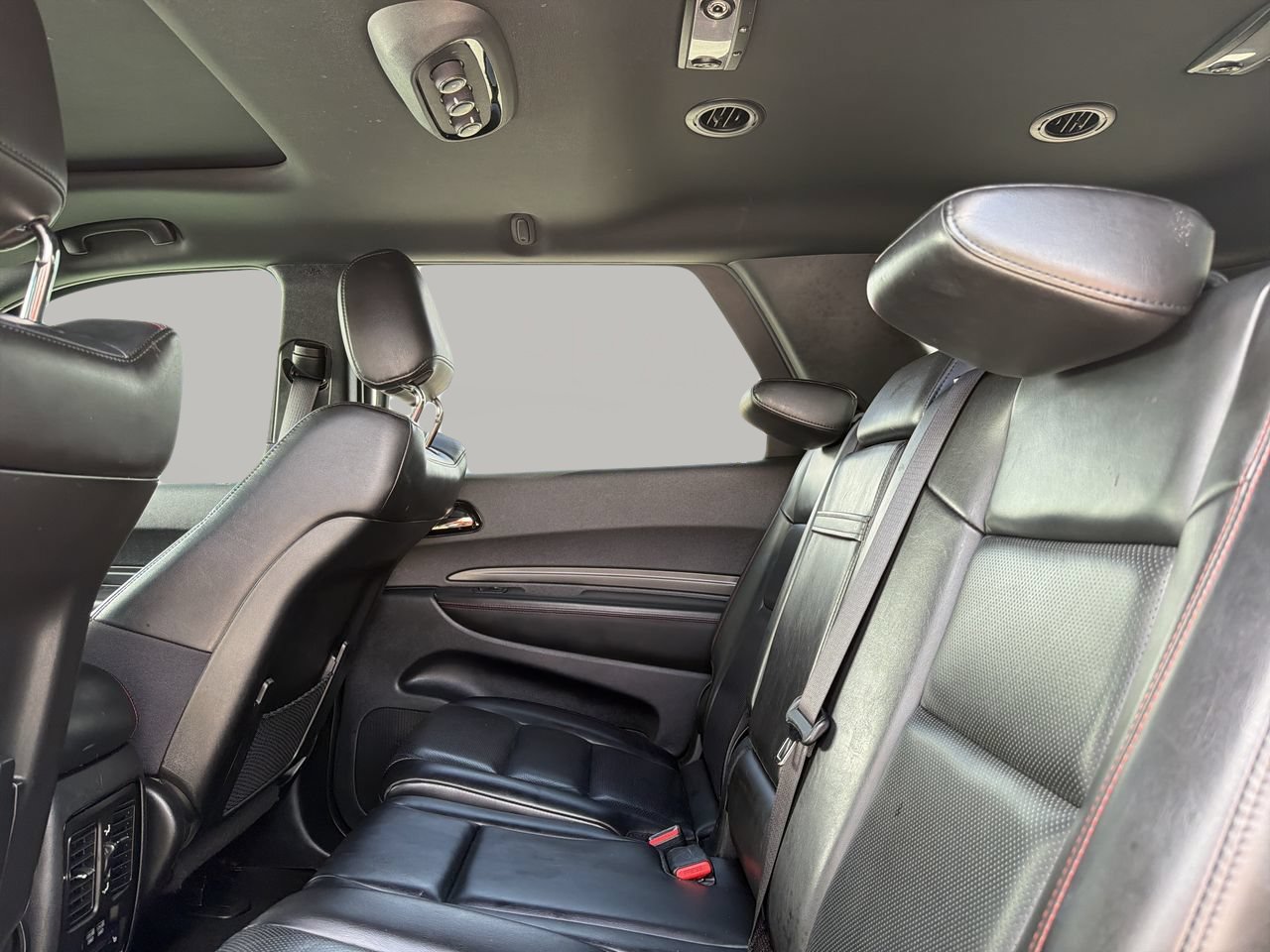 Used 2024 Dodge Durango GT RWD image 17