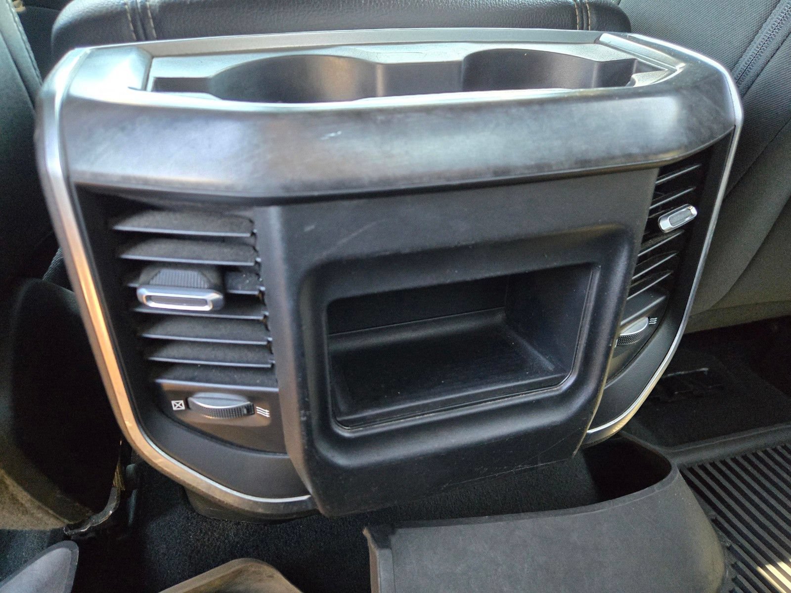 Used 2019 RAM 1500 Big Horn RWD image 13