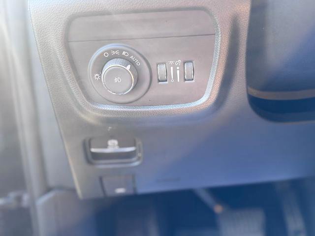 Used 2023 Jeep Grand Cherokee Summit image 23