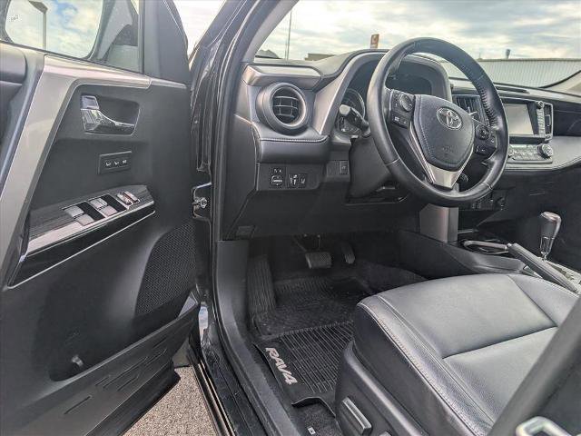 Used 2018 Toyota RAV4 Limited image 6
