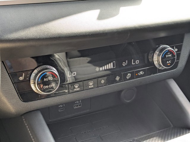 Used 2023 Mitsubishi Outlander SE image 27