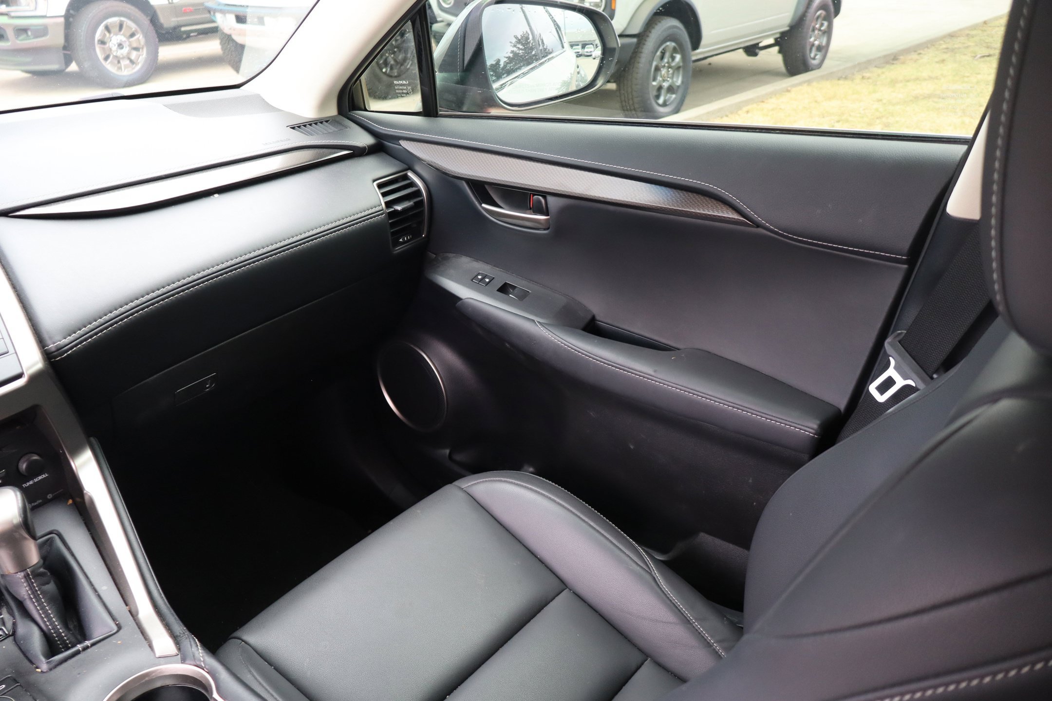 Used 2017 Lexus NX 200t FWD image 25