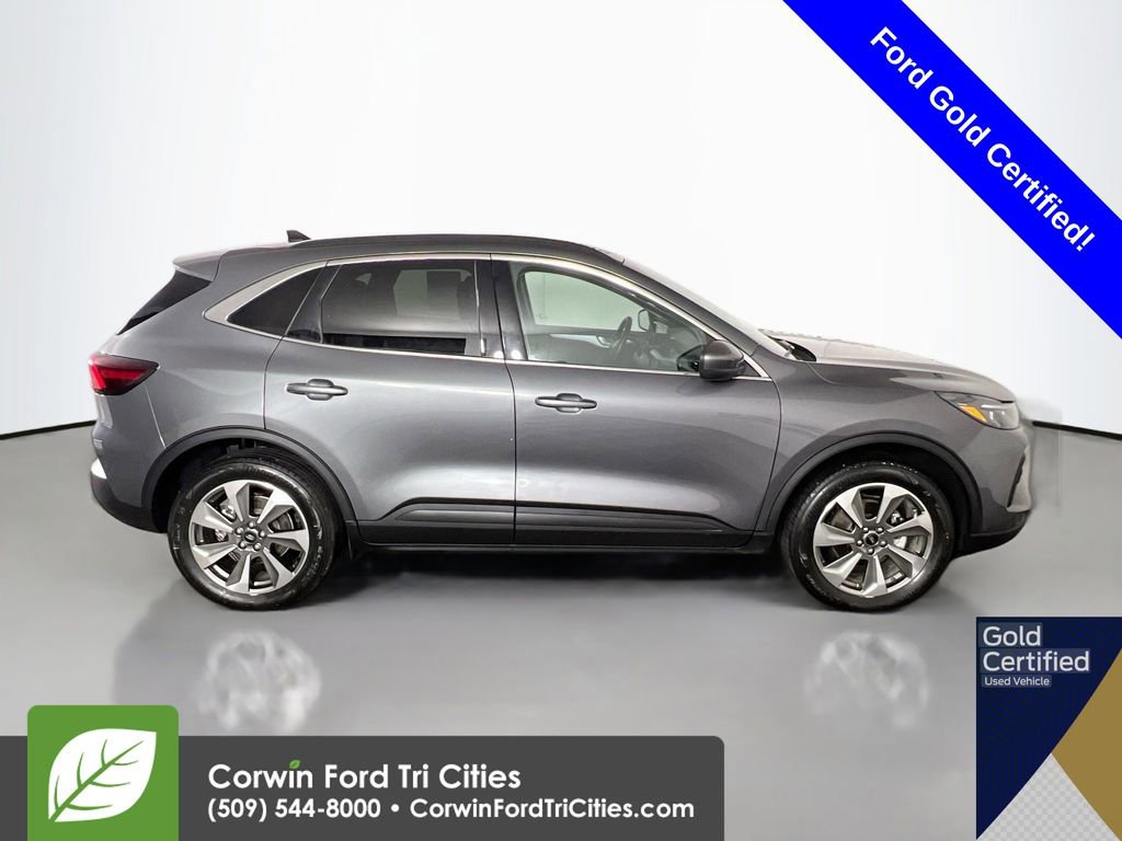 Certified 2025 Ford Escape Platinum AWD/4WD image 19