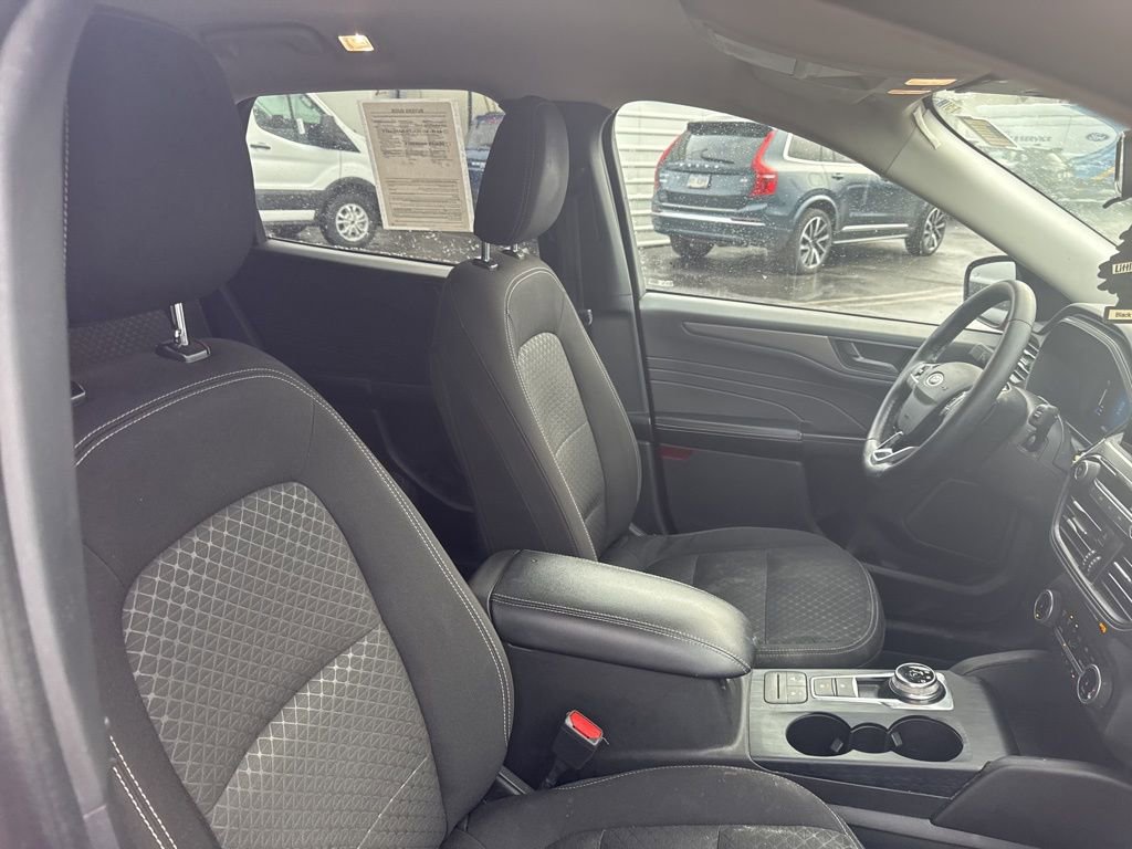 Certified 2024 Ford Escape Active image 25