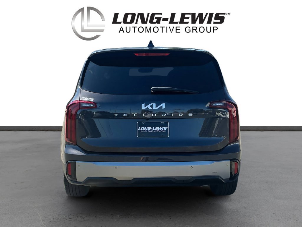 Used 2025 Kia Telluride LX FWD image 5