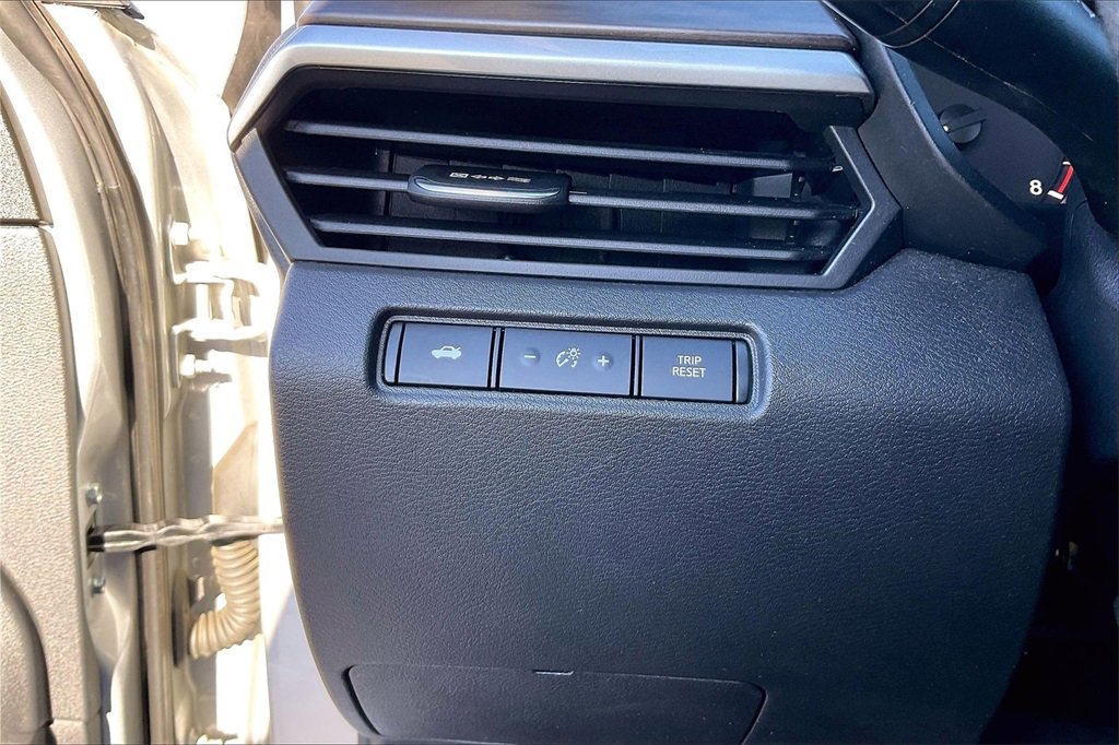 Used 2023 Nissan Altima 2.5 SV image 33