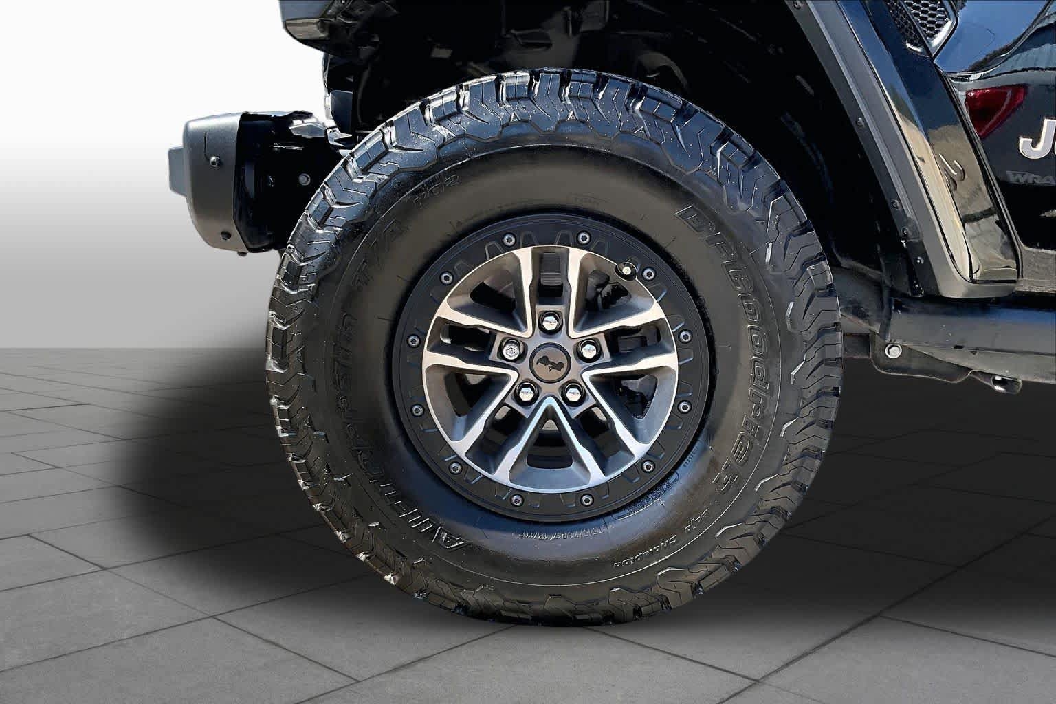 Used 2024 Jeep Wrangler Unlimited Rubicon 392 AWD/4WD image 10