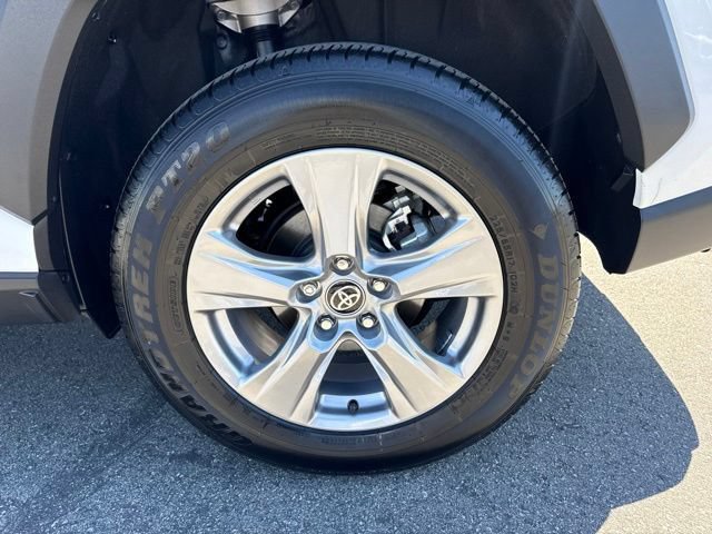 Used 2025 Toyota RAV4 XLE w/ Convenience Package AWD/4WD image 10