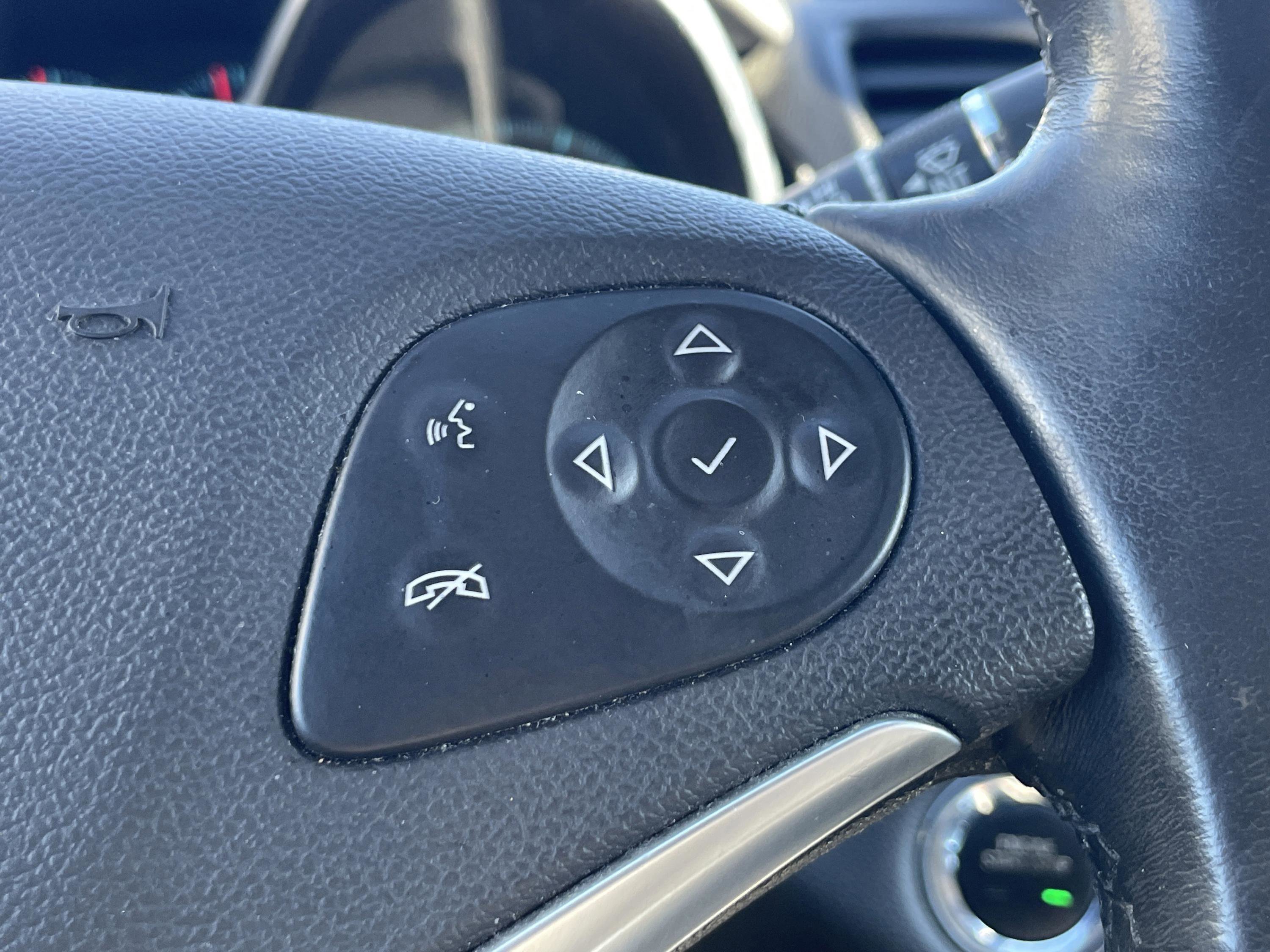 Used 2018 Chevrolet Impala LT image 18