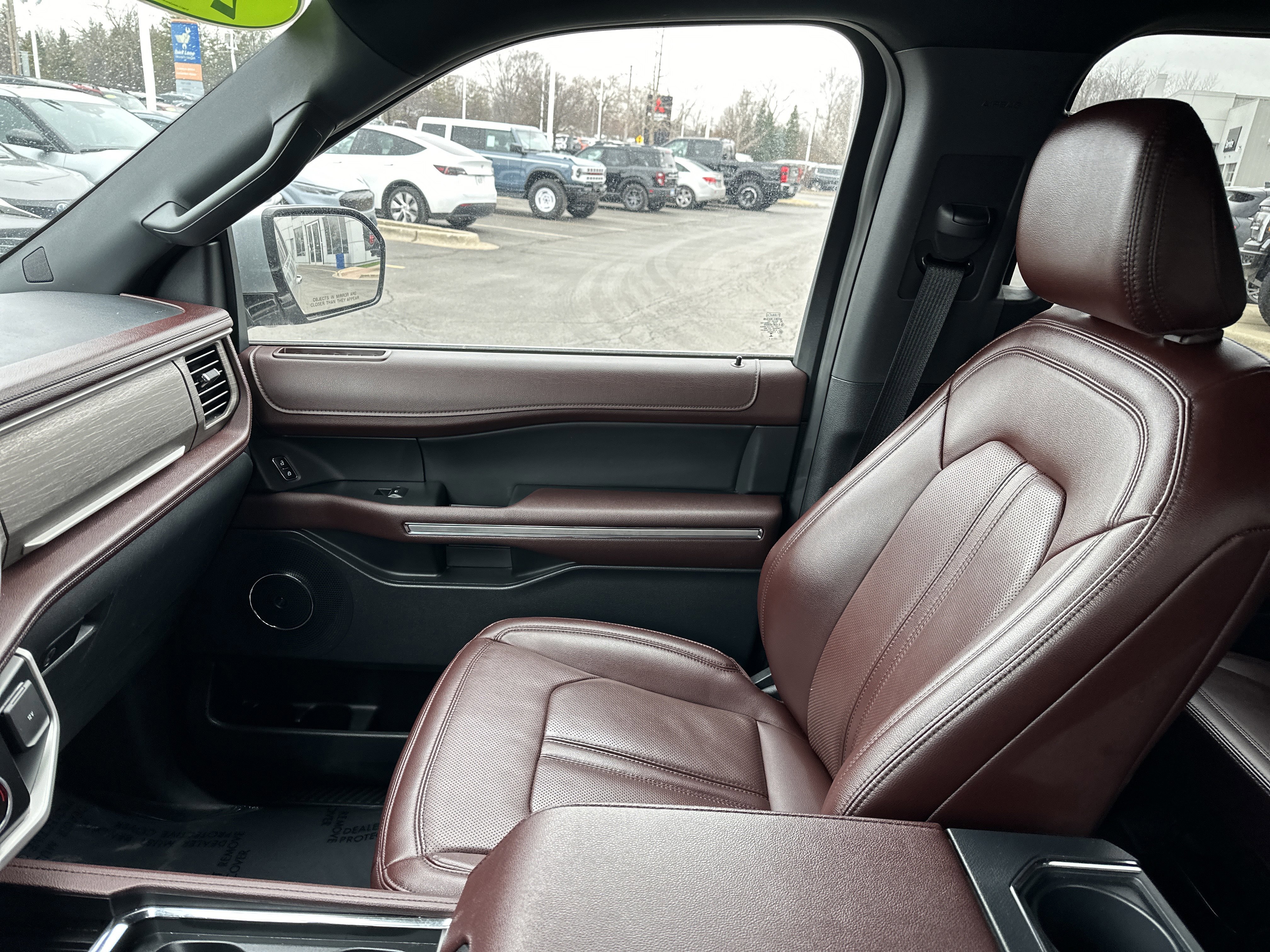 Certified 2024 Ford Expedition Limited image 23