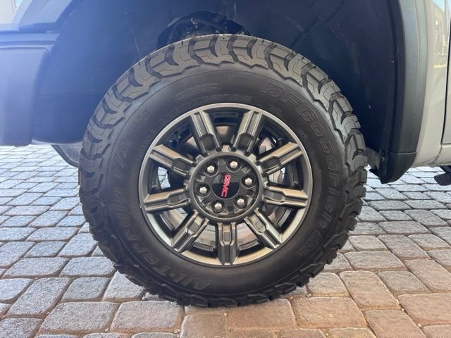 Used 2024 GMC Sierra 1500 AT4X AWD/4WD image 30