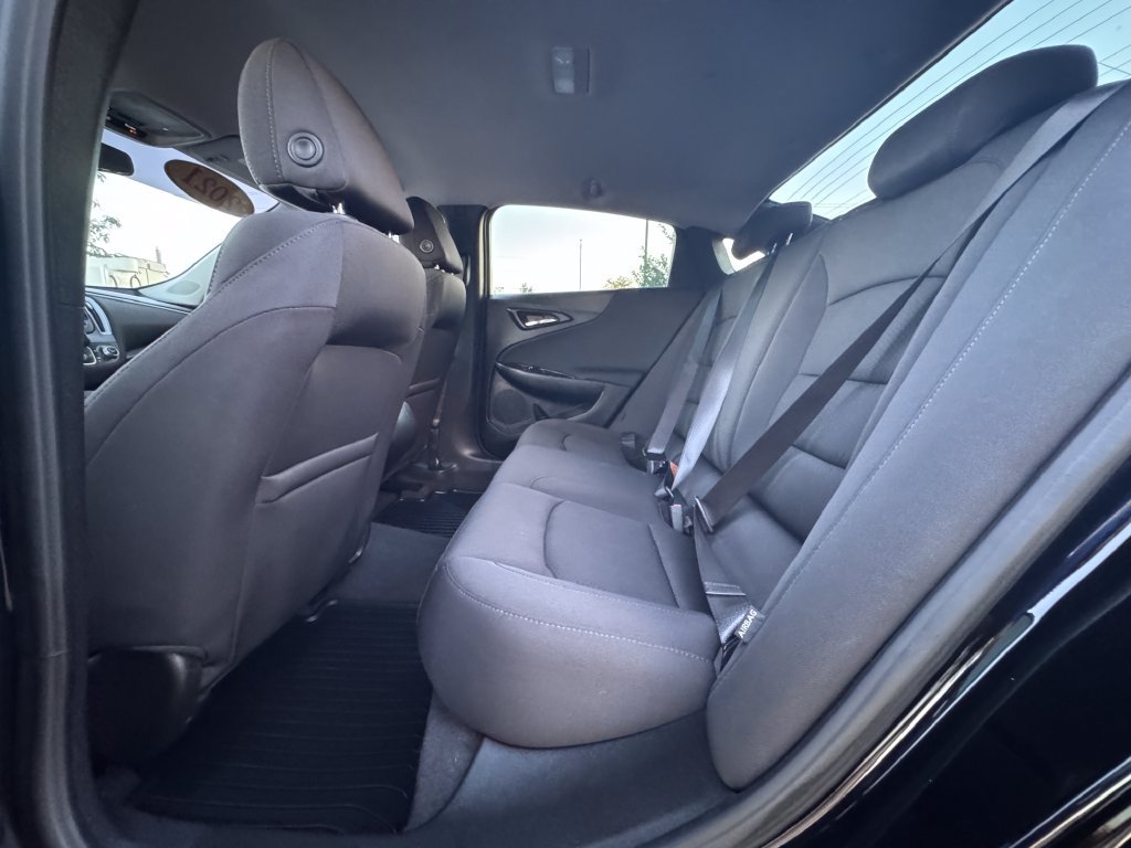 Used 2021 Chevrolet Malibu RS FWD image 28