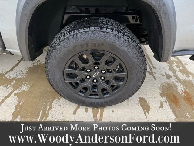 Used 2024 Chevrolet Colorado Trail Boss w/ Advanced Trailering Package image 4
