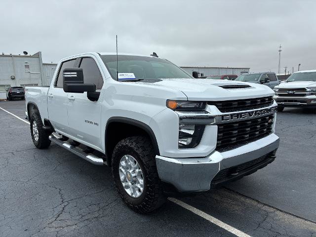 Used 2023 Chevrolet Silverado 2500 LT AWD/4WD image 3