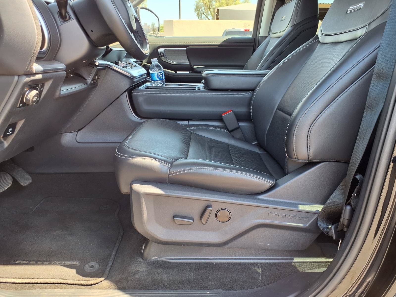 Certified 2025 Ford Expedition Platinum AWD/4WD image 23