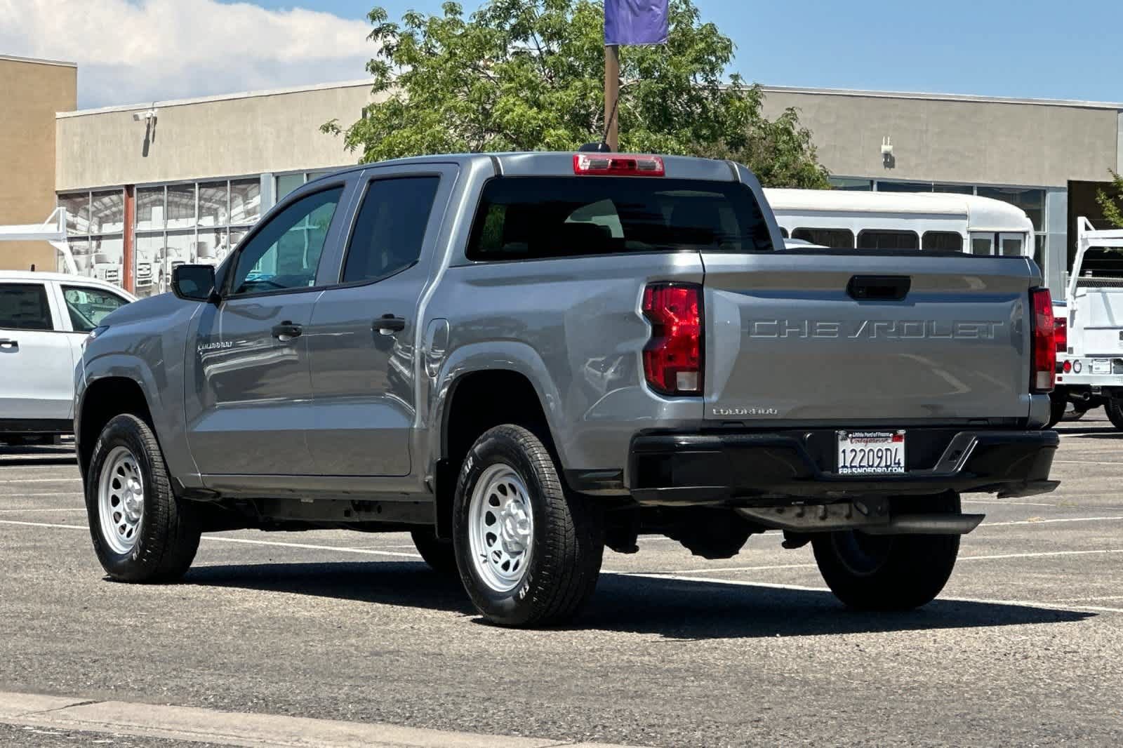 Used 2024 Chevrolet Colorado W/T RWD image 6