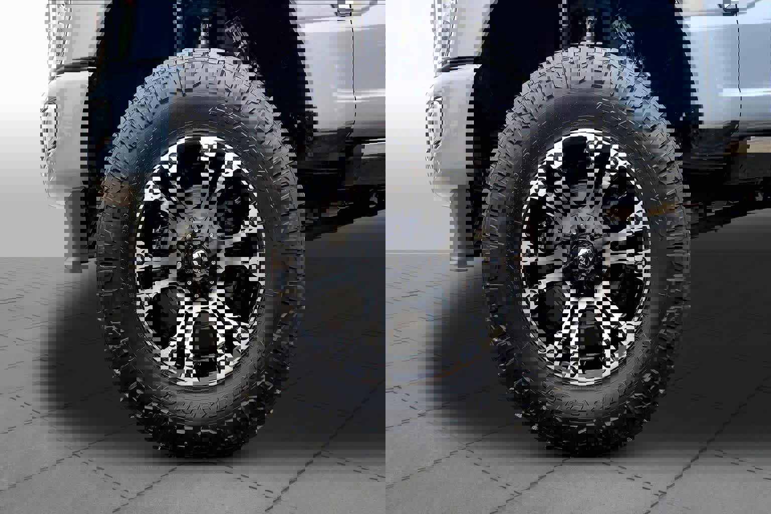 Certified 2024 Ford F250 Platinum AWD/4WD image 13