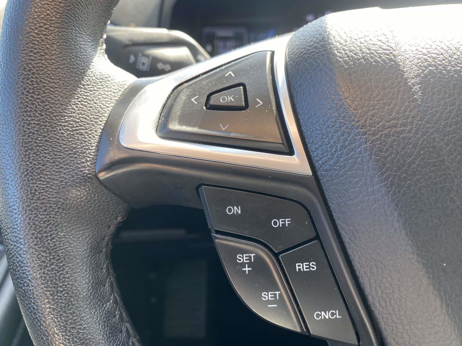 Certified 2024 Ford Edge SEL AWD/4WD image 19