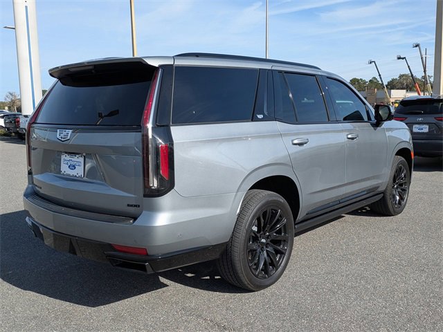 Used 2024 Cadillac Escalade Sport Platinum w/ LPO, ONYX Package image 5