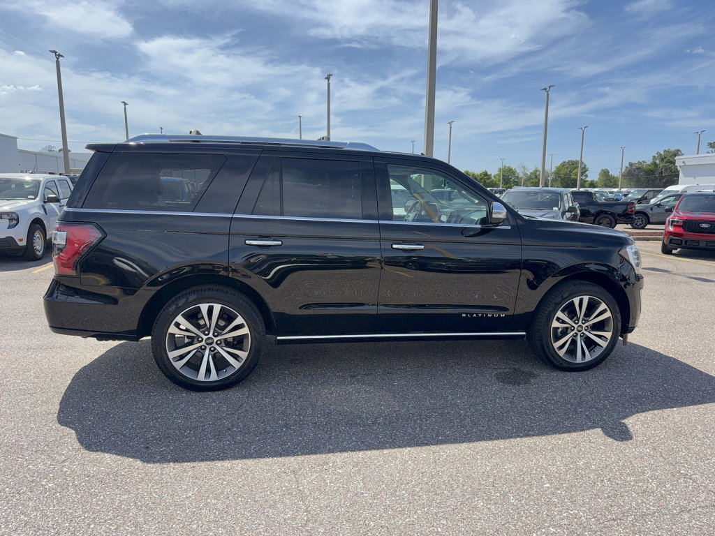 Certified 2021 Ford Expedition Platinum AWD/4WD image 4